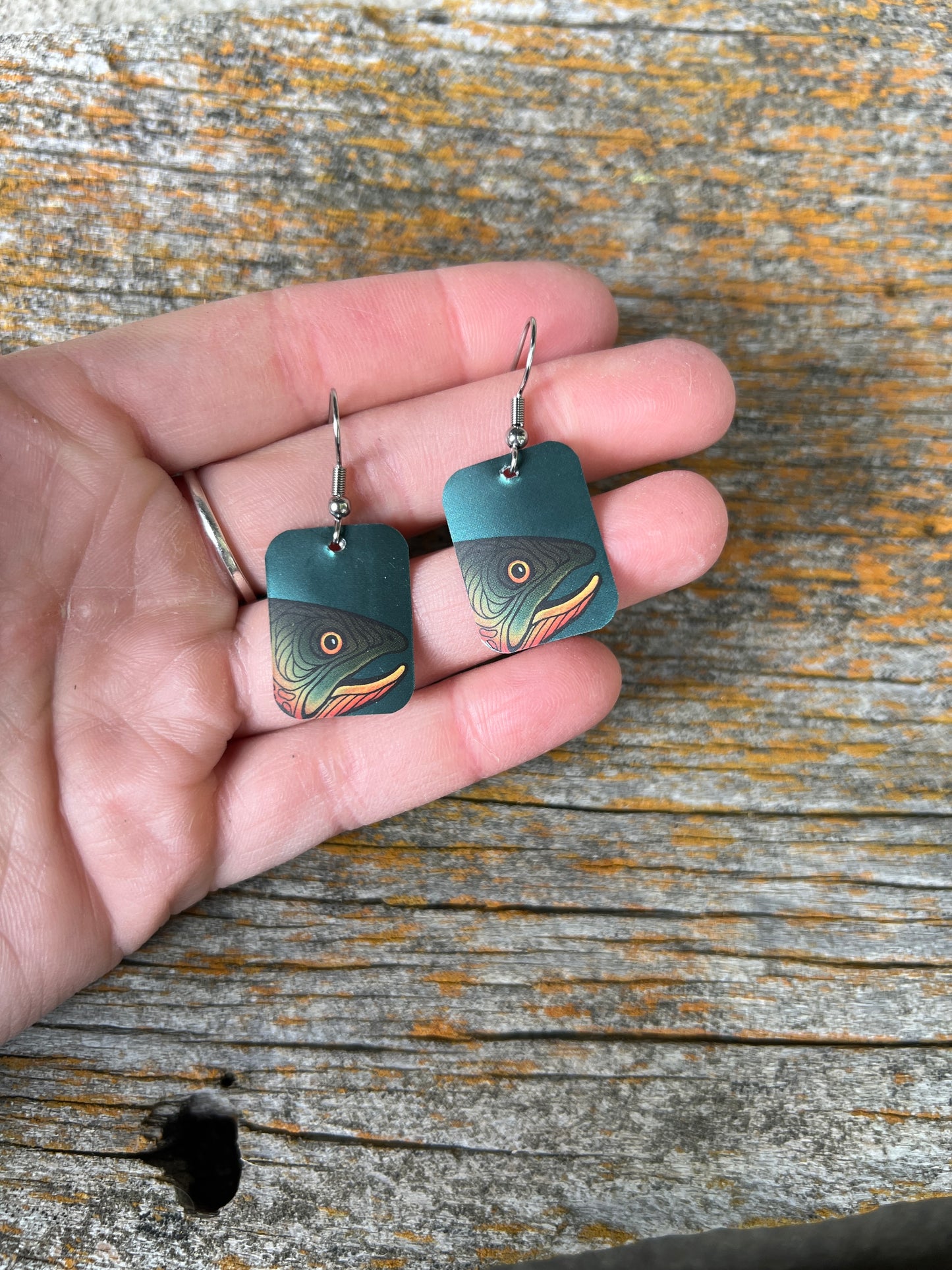 Teal Fish Heads