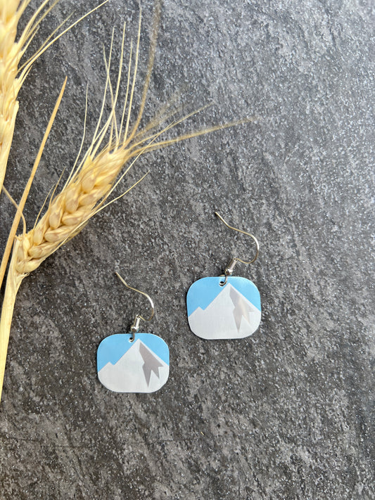 Busch Light Mountains